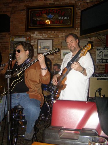 Joey-with-Byrd-and-Tim-the-Backspasms-2008-Bragg-Jam