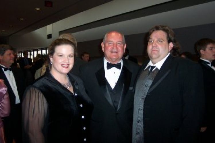 gmhof2005 joey and jennifer with sonny perdue